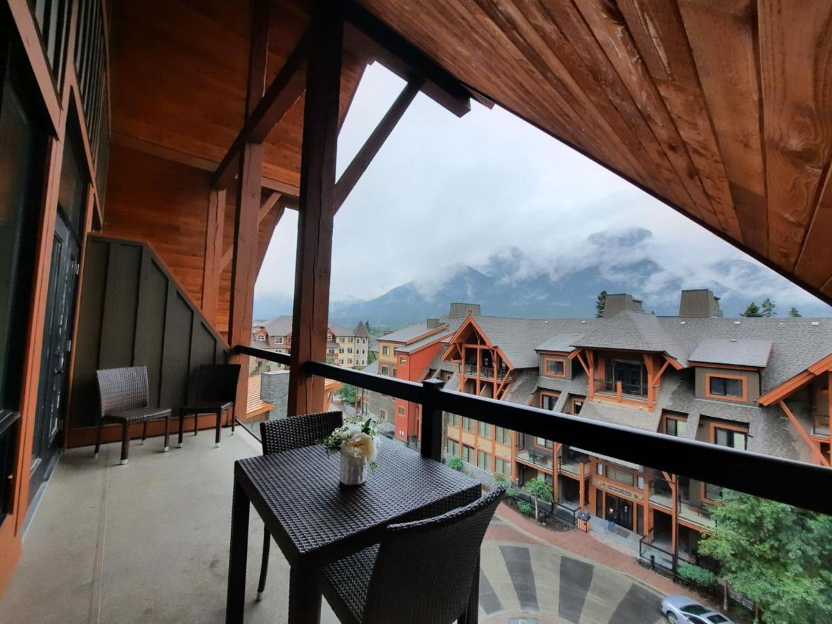 Spectacular Penthouse With Amazing Views, Indoor Pool And Hot Tub Hotel Canmore Ngoại thất bức ảnh