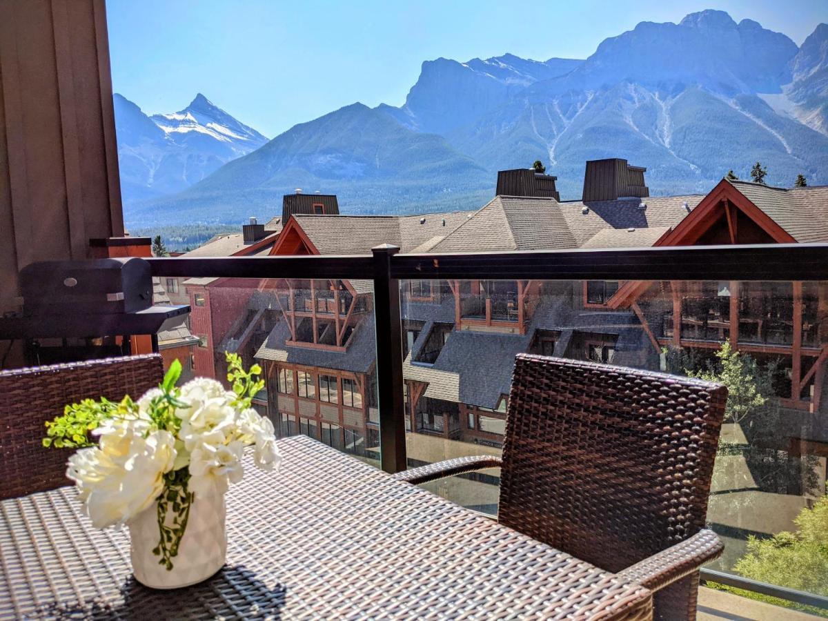 Spectacular Penthouse With Amazing Views, Indoor Pool And Hot Tub Hotel Canmore Ngoại thất bức ảnh