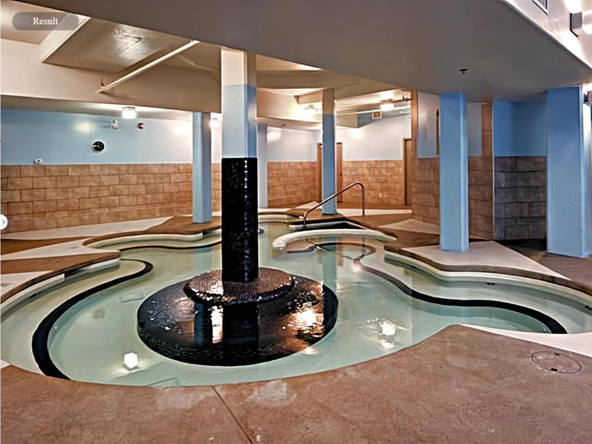 Spectacular Penthouse With Amazing Views, Indoor Pool And Hot Tub Hotel Canmore Ngoại thất bức ảnh